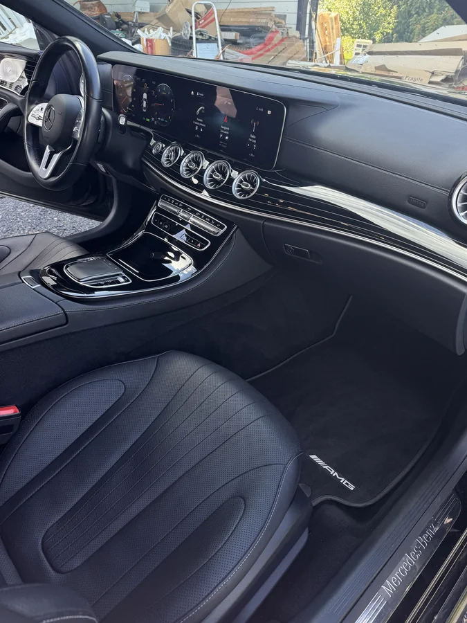 Viimeistelty auton sisäpesu, lopputulos – Autoputsi Tampere, Lempäälä, Akaa